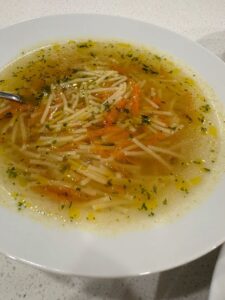 Суп куриный с вермишелью 